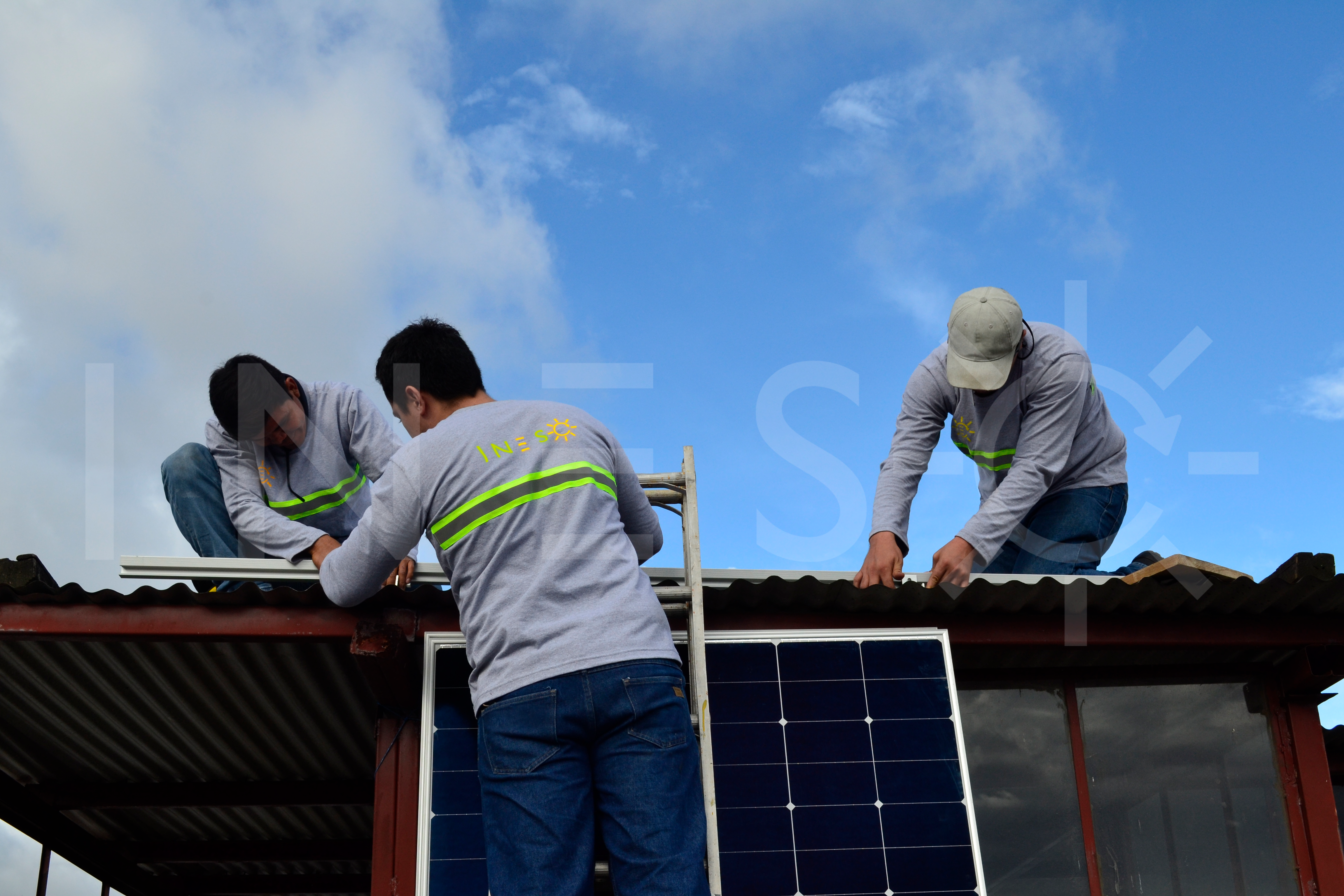 INESO instalación solar 1 en Guatemala